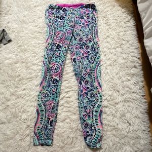Women’s Lilly Pulitzer leggings!